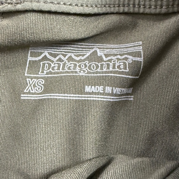 Patagonia Women's Fleetwith Skort Size XS Olive Green Outdoor, Hiking, Athletic - Picture 6 of 14